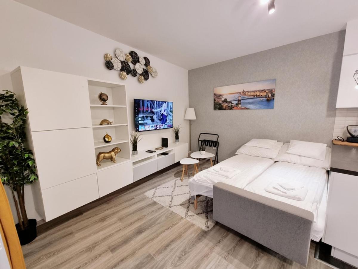Budapest Flamingo Central Home Stay - Balcony, Ac, Downtown Exteriér fotografie