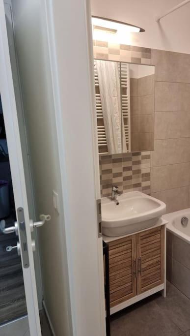 Budapest Flamingo Central Home Stay - Balcony, Ac, Downtown Exteriér fotografie